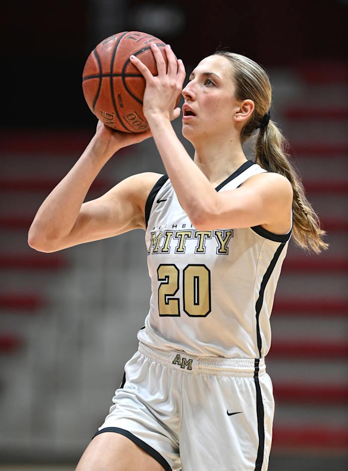 Archbishop Mitty vs St Ignatius CIF CCS Open Division Final February 23, 2024 Photo-Greg Jungferman39